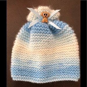 NEW Handmade knitted baby hats